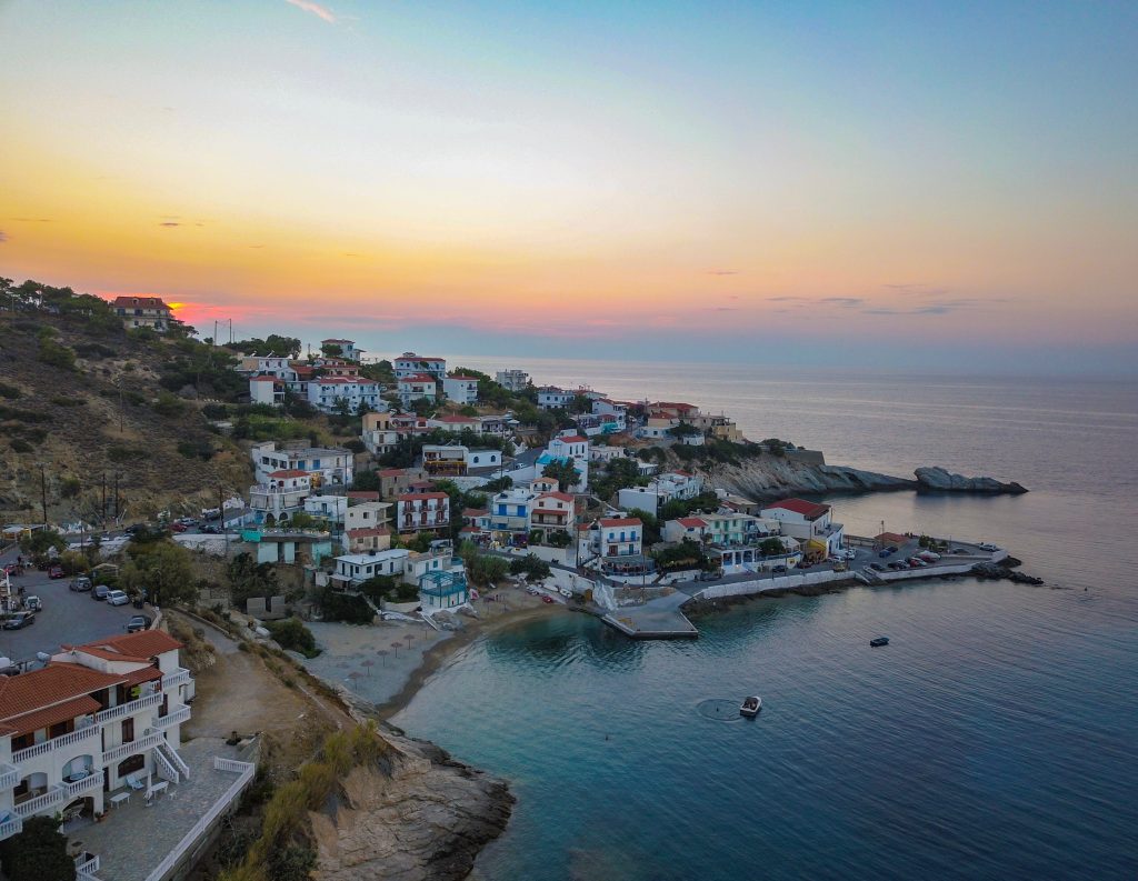 Διακοπές στην Ικαρία – Παραλίες,πανηγύρια,φαγητό και ξεκούραση!