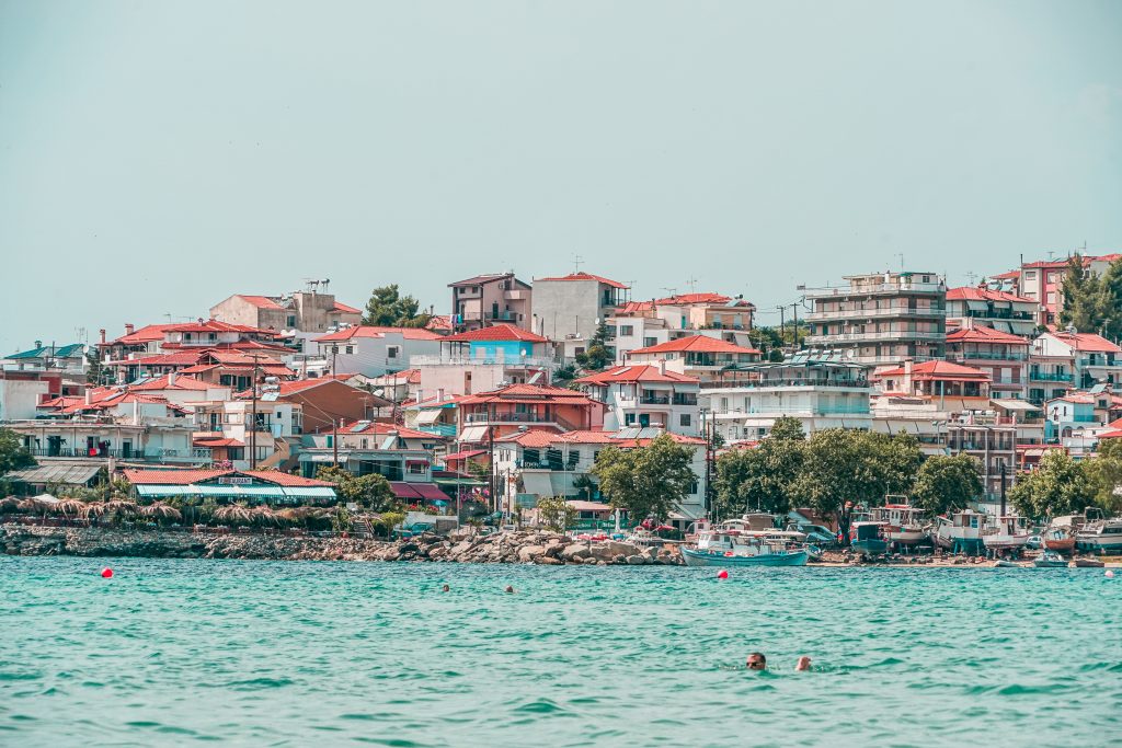 Επιλογές από φθηνά δωμάτια στη Χαλκιδική στο δεύτερο πόδι!