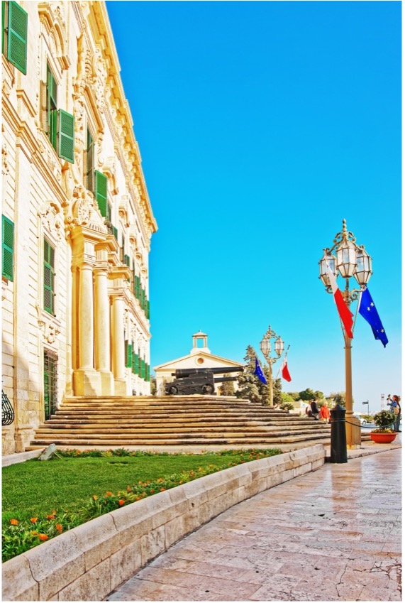 laografia-malta