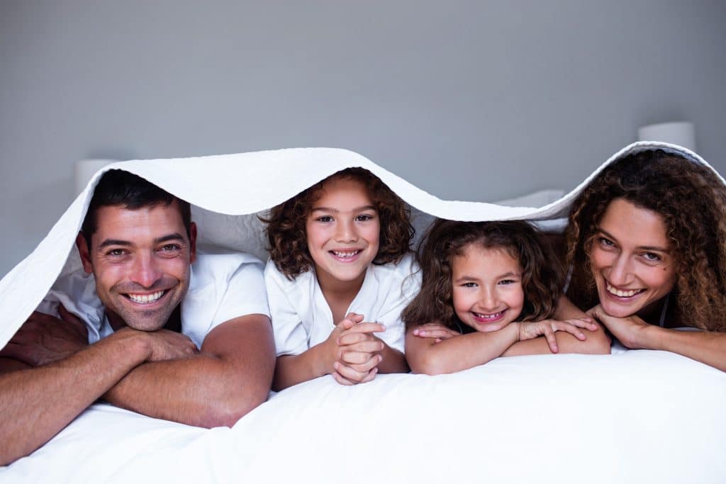 family-slepping-kids-vacations
