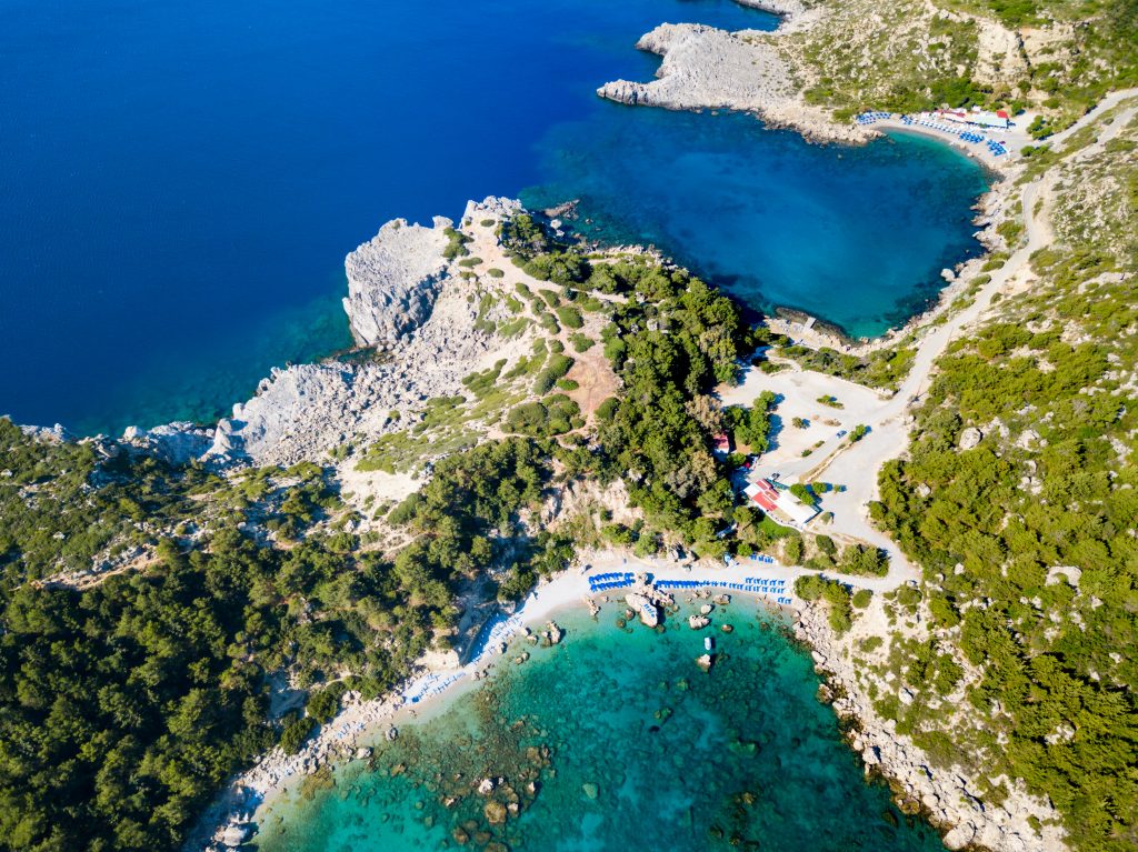anthony-quinn-bay