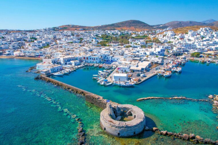 Ταξίδι στην Πάρο: Τα 10 πράγματα που δεν πρέπει να χάσετε!
